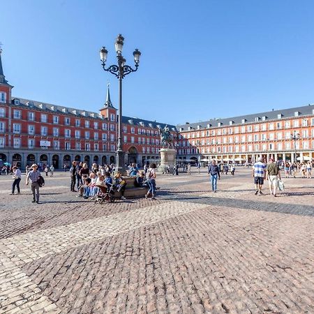 Luxury Belmont Puerta Del Sol Appartement Madrid Buitenkant foto