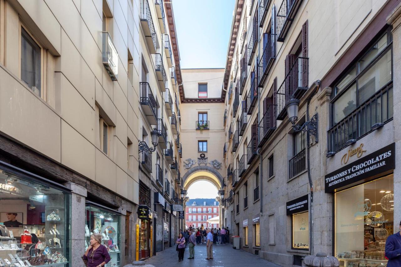 Luxury Belmont Puerta Del Sol Appartement Madrid Buitenkant foto