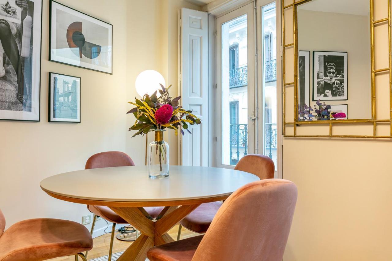 Luxury Belmont Puerta Del Sol Appartement Madrid Buitenkant foto
