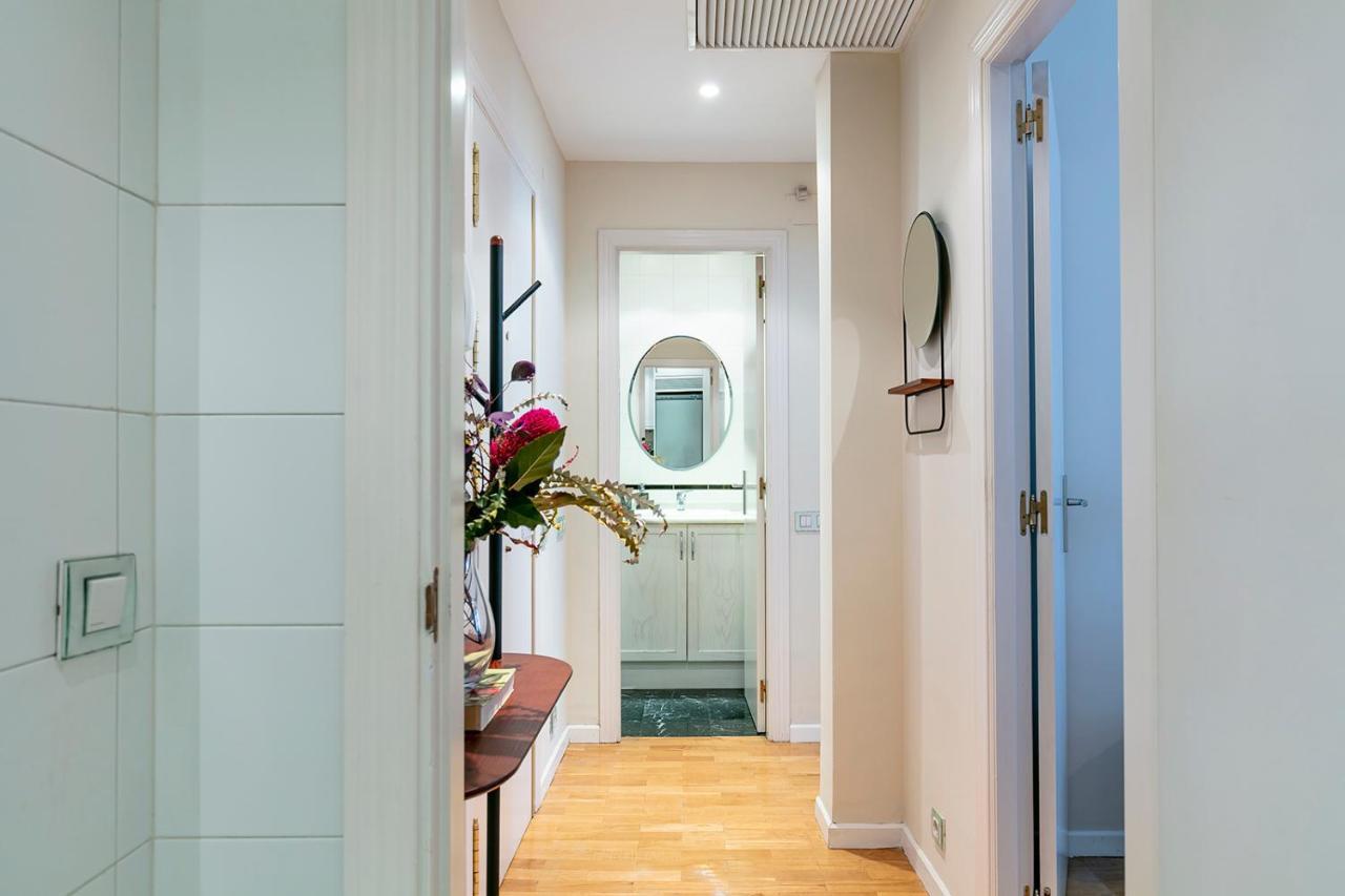 Luxury Belmont Puerta Del Sol Appartement Madrid Buitenkant foto