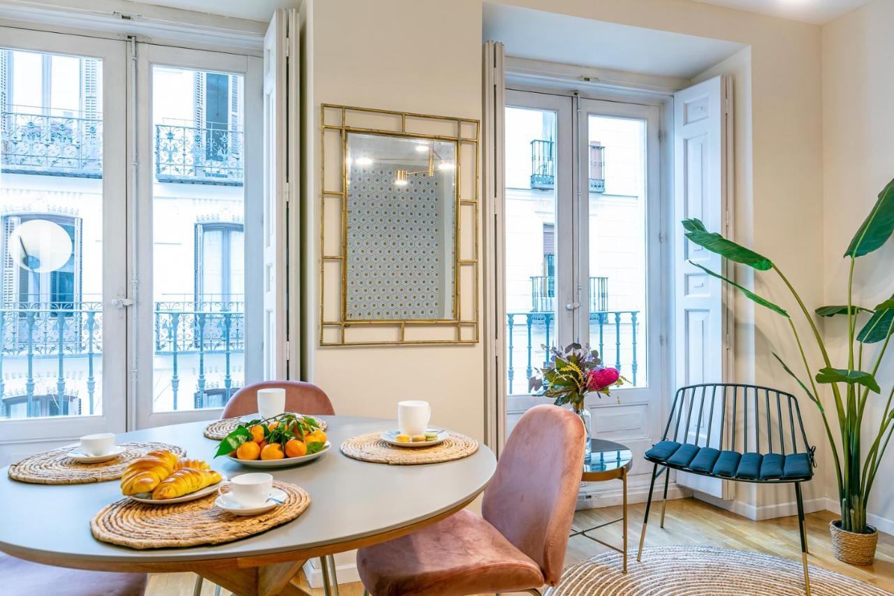 Luxury Belmont Puerta Del Sol Appartement Madrid Buitenkant foto