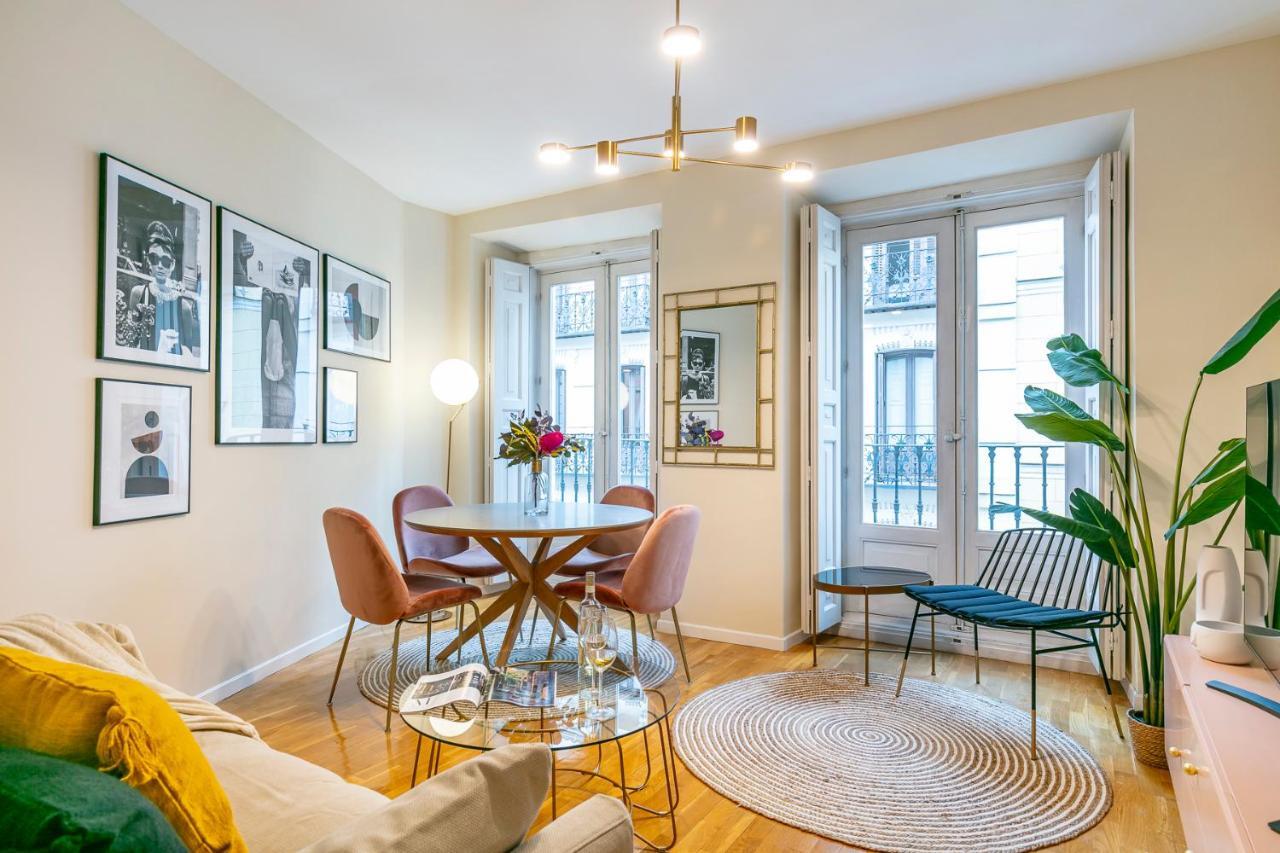 Luxury Belmont Puerta Del Sol Appartement Madrid Buitenkant foto