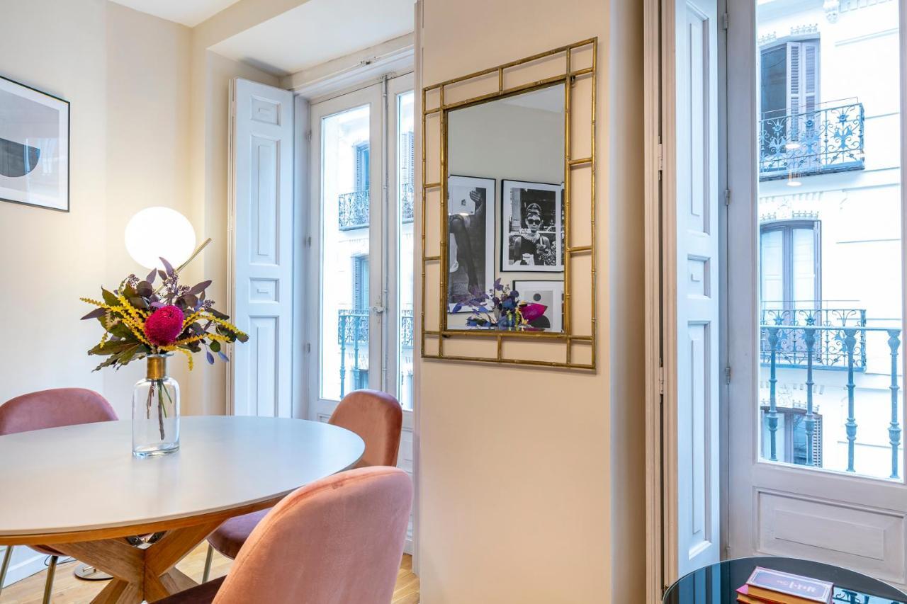 Luxury Belmont Puerta Del Sol Appartement Madrid Buitenkant foto
