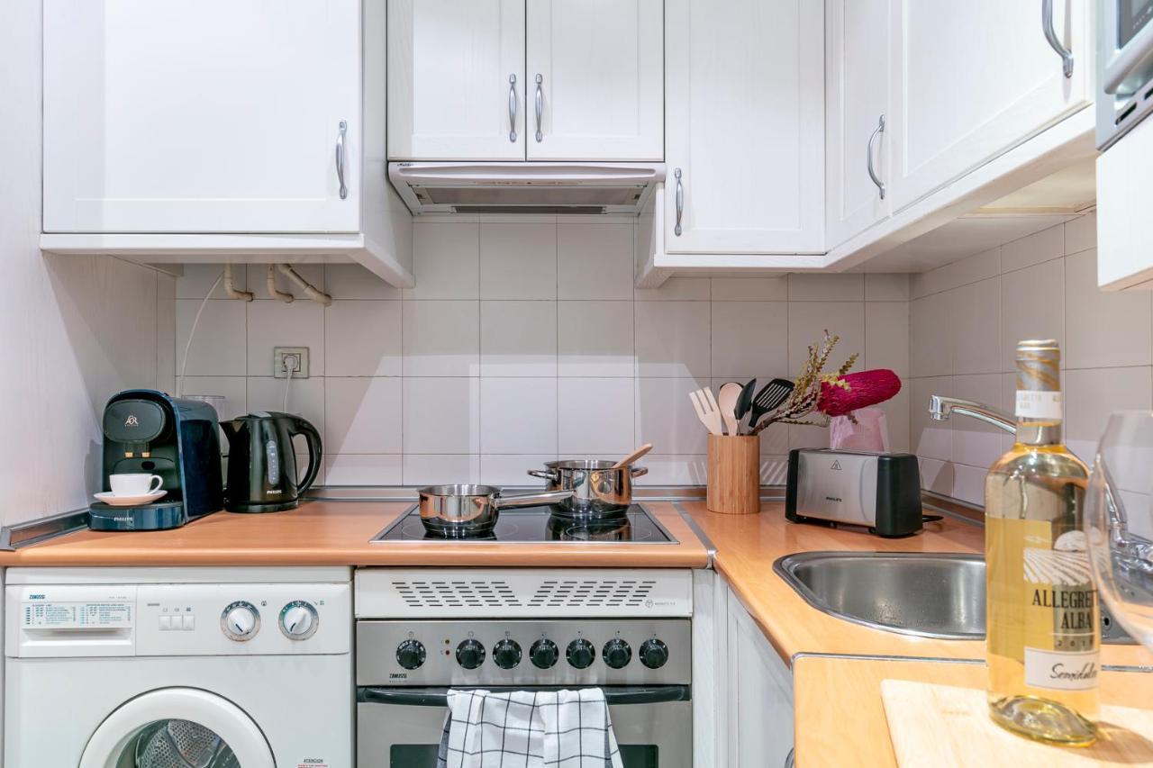 Luxury Belmont Puerta Del Sol Appartement Madrid Buitenkant foto